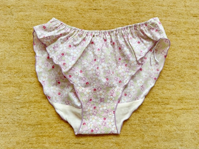 リバティのふんどしパンツの画像