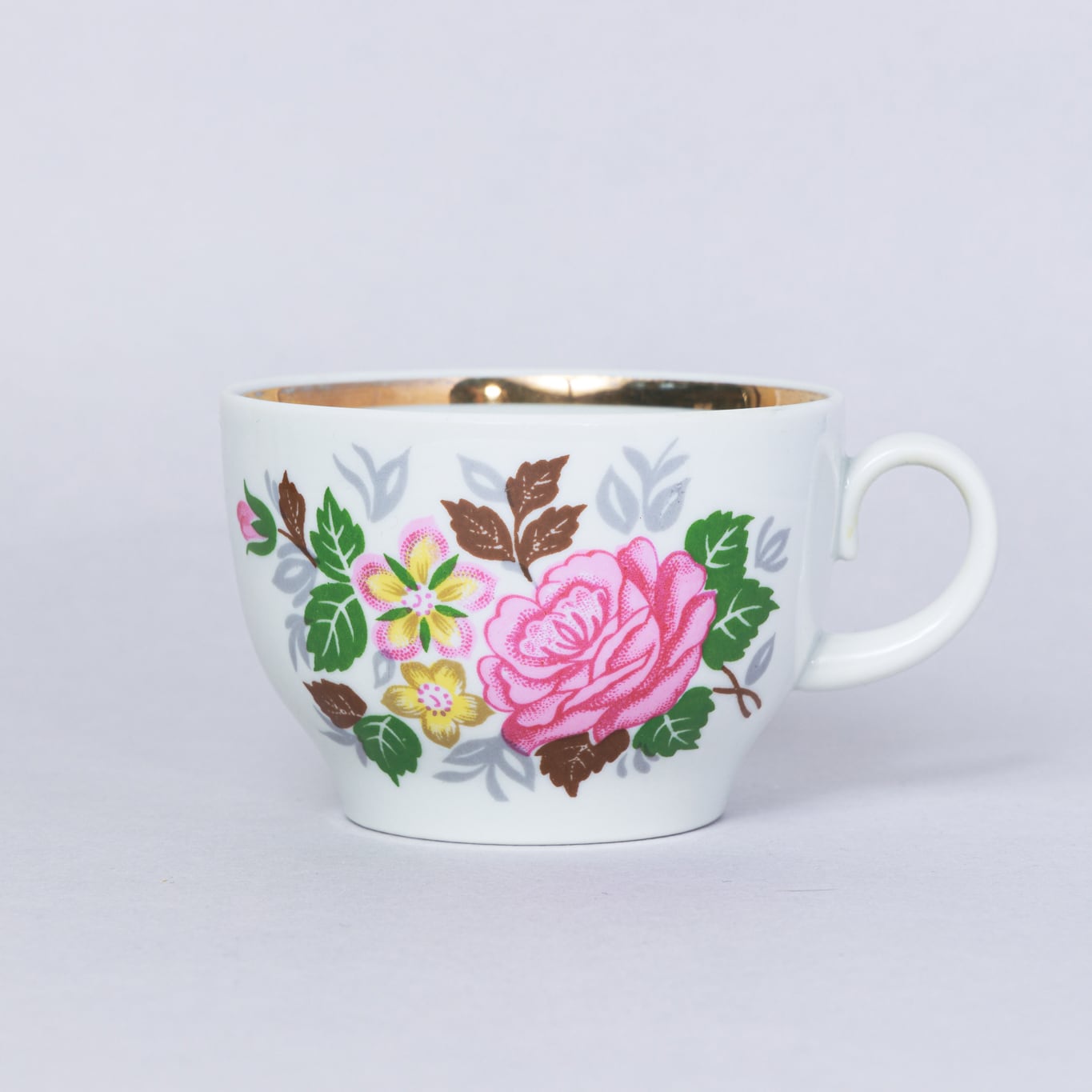 ヴィンテージカップ クラスヌイ・ファルフォリスト磁器工場 旧ソ連 0112