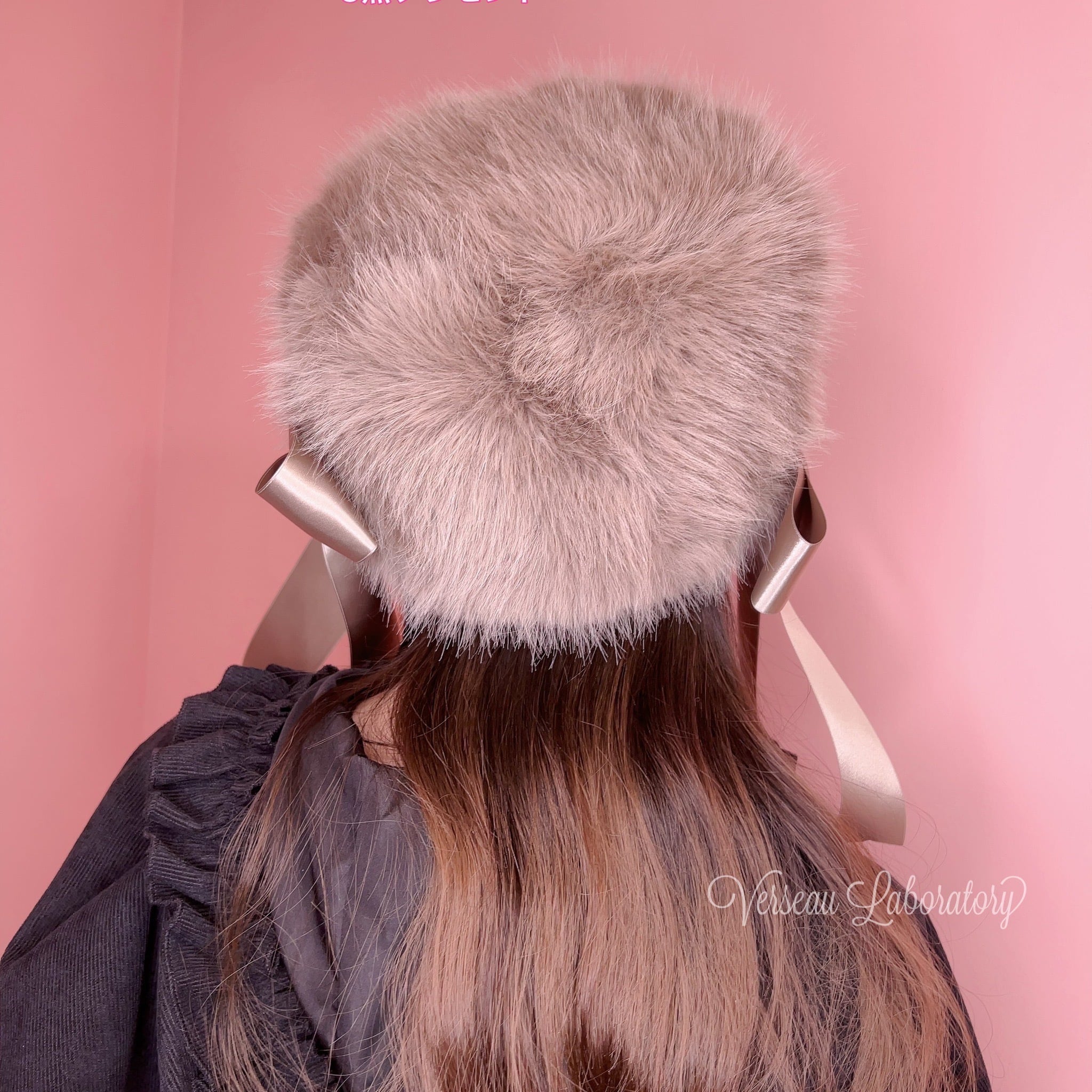 I24 【新発売】 メーテル風フェイクファー帽子 ベージュ ダブルお