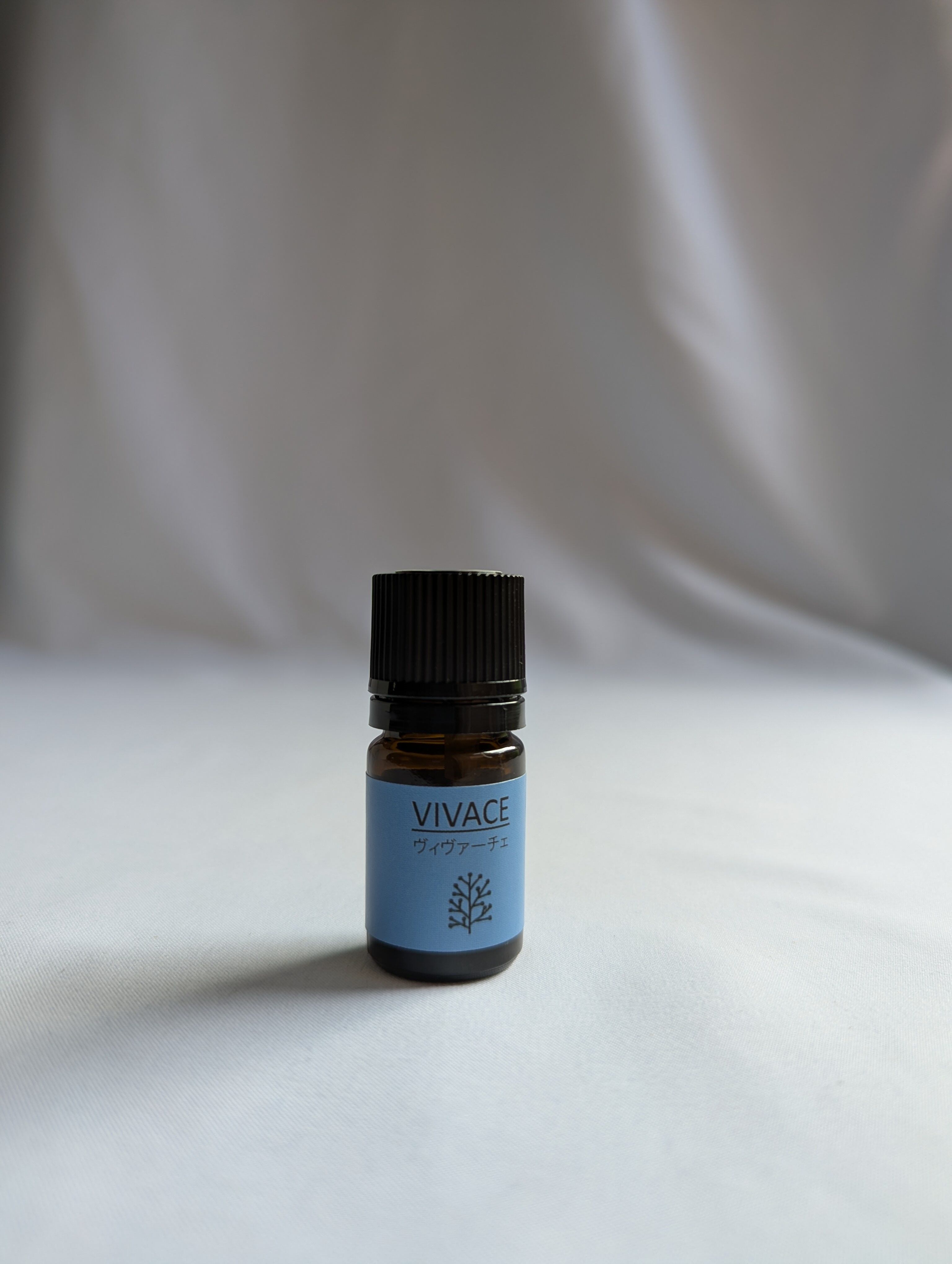 ウーリャン様 リクエスト 3点 まとめ商品 精油　アロマオイル 乗り物酔いのケア用 精油100％ブレンドアロマオイル『ヴィヴァーチェ