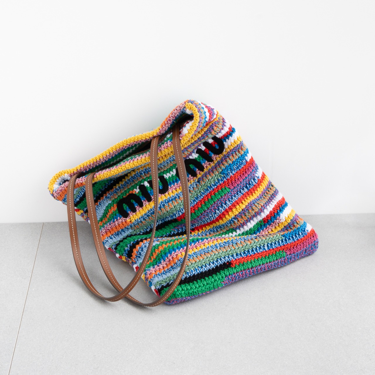 ミュウミュウ ラフィアエフェクトウーブン トートバッグ マルチカラー