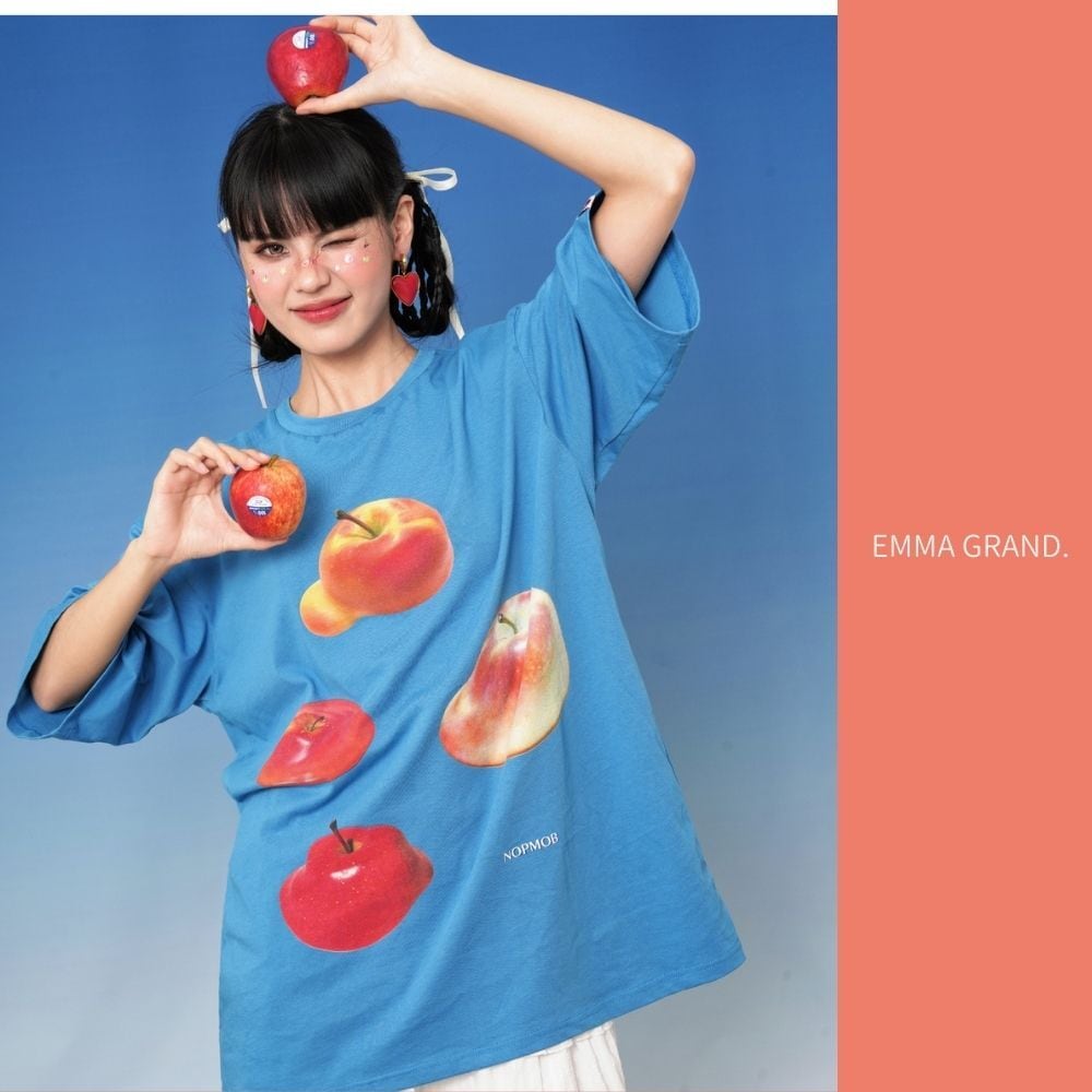 りんごさんのお洋服 やまさん農園三戸の＜特選＞サンつがる約10kg約32-36個L～LL玉