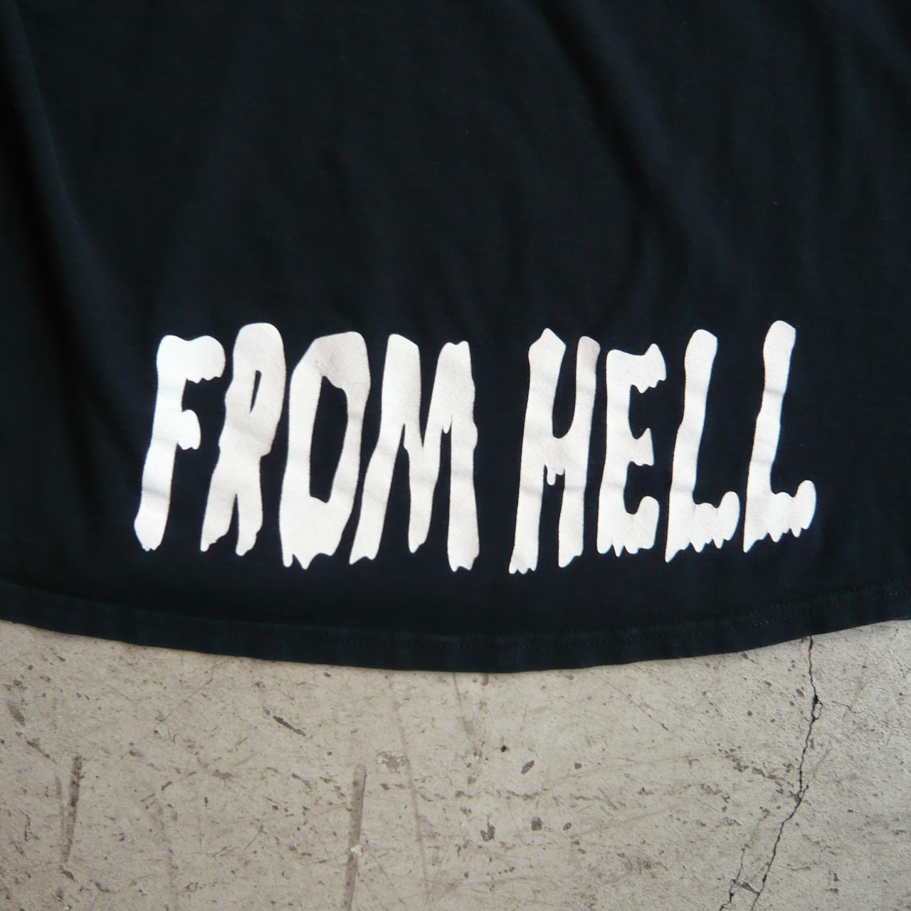 00s FROM HELL Tシャツ