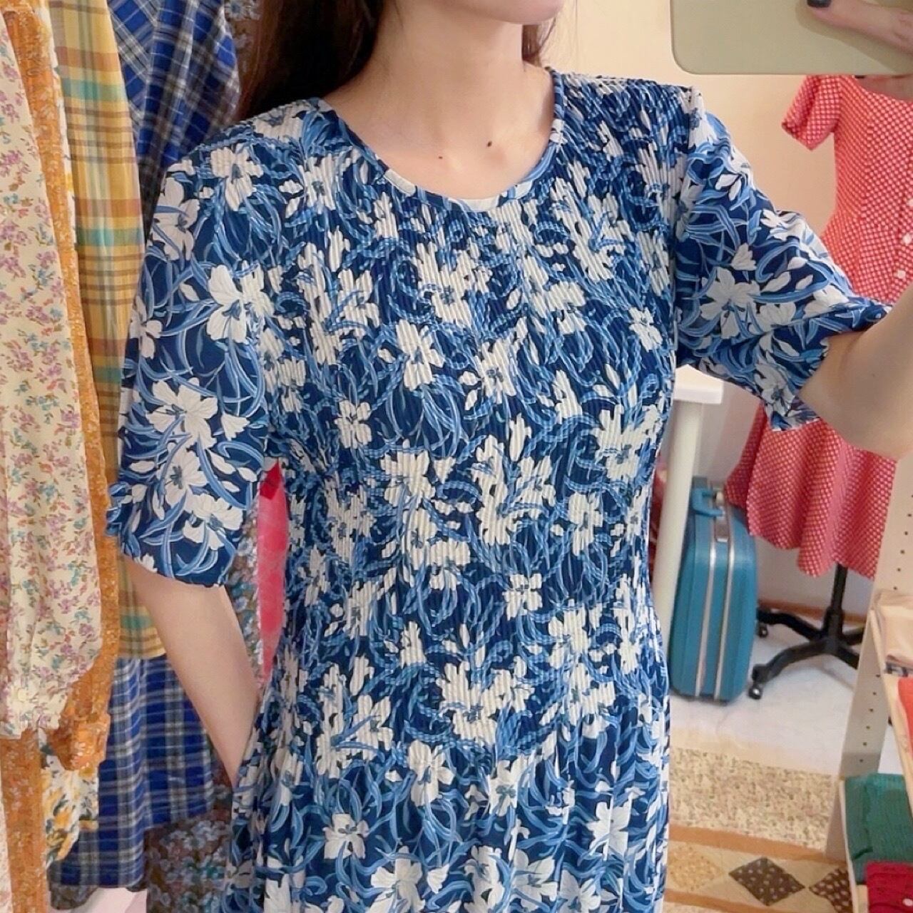 white lily blue pleats one-piece