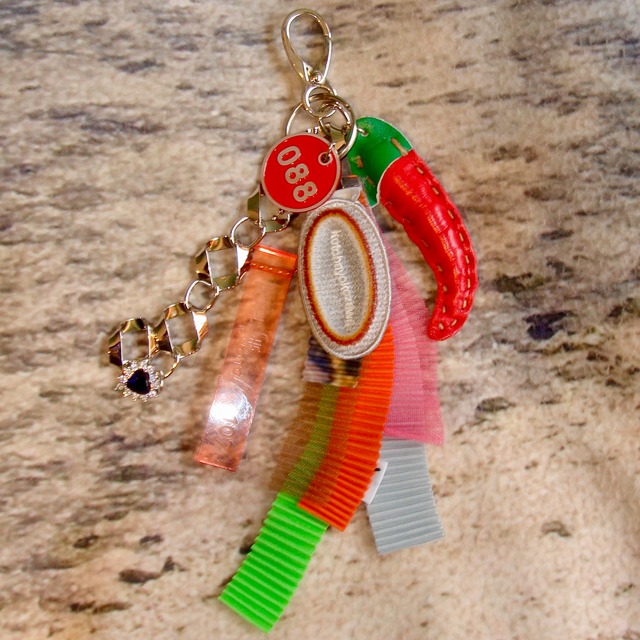 SOUVENIR ROOM KEY 006