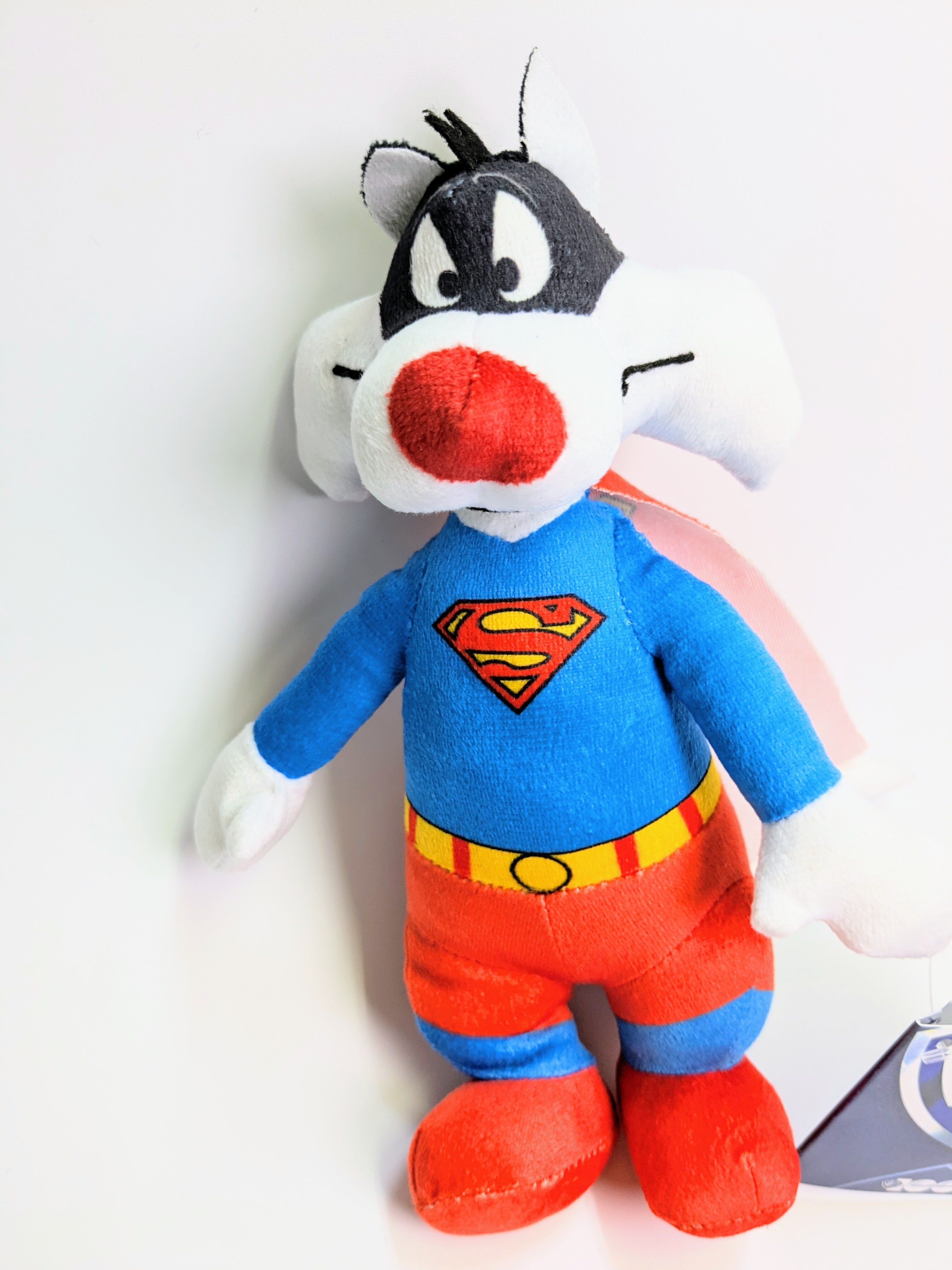 【Warner Bros.100周年記念】 DC COMICS × ルーニー・テューンズ Sylvester Cat（シルベスター・キャット） プラッシュ / ぬいぐるみ〚アメリカン雑貨 アメトイ〛
