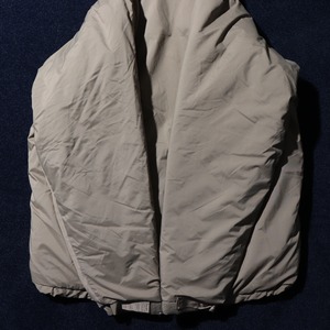 Deadstock S-R 19年 米軍実物 ECWCS Level7 CLIMASHIELD