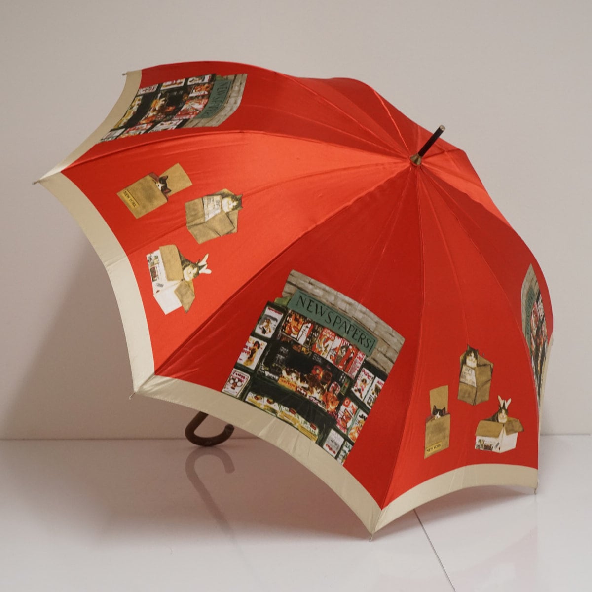 Manhattaner's ワンタッチ雨傘 猫柄 レッド超美品　マンハッタナーズ Manhattaner's ワンタッチ雨傘 猫柄 レッド超美品 マンハッタナーズ