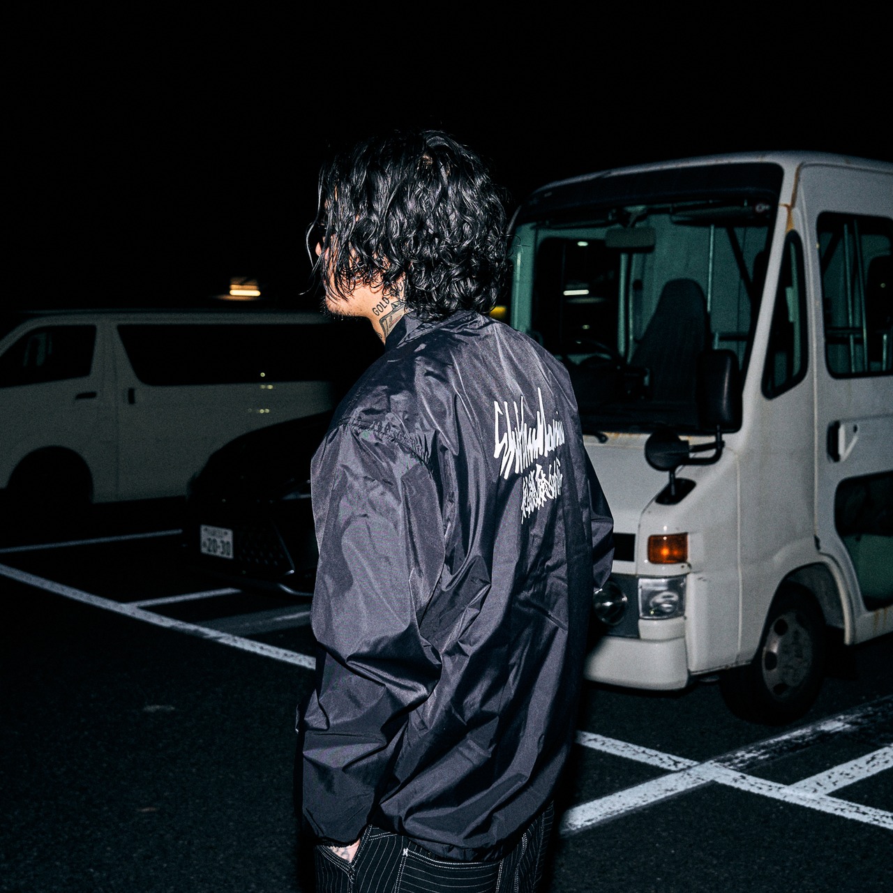 蛾虎プリントナイロンコーチジャケット