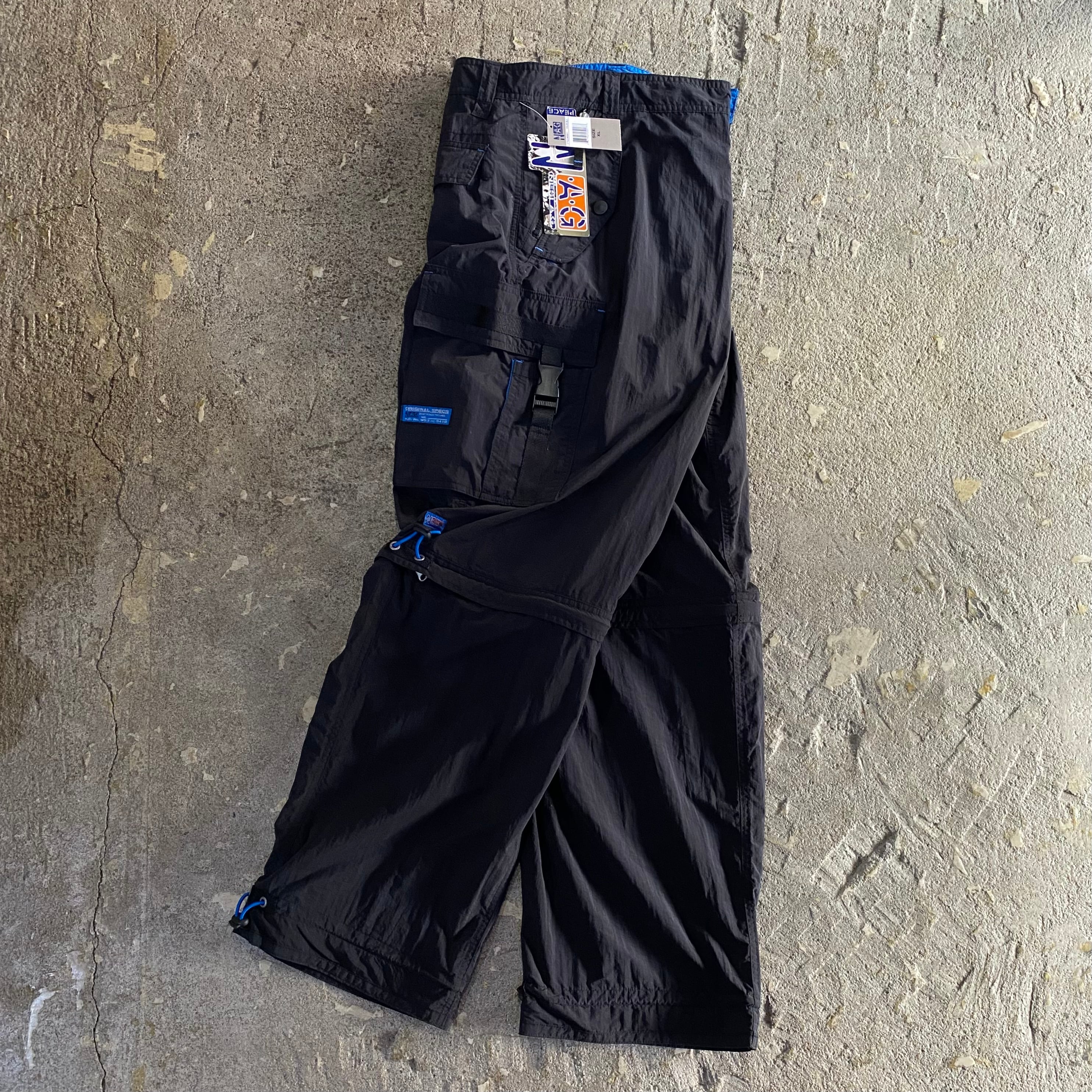 SPECIAL】2way gimmick buggy nylon pants