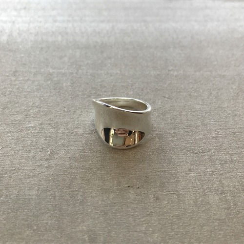 Tia ring
