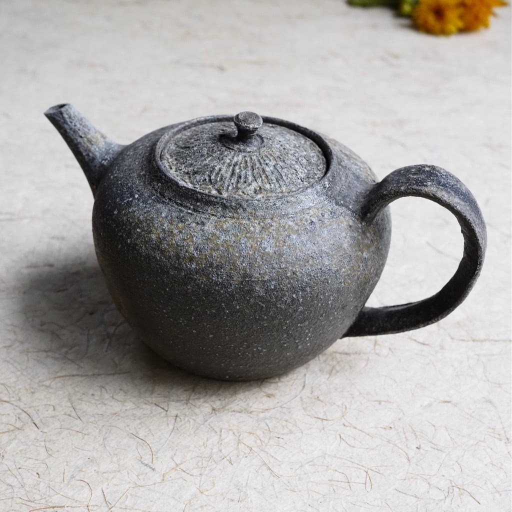 土本訓寛・久美子/焼締陰刻 後手 急須