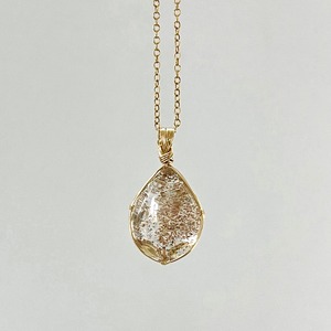 ガーデンクォーツ　女神巻きペンダントトップ　Garden quartz pendant 3