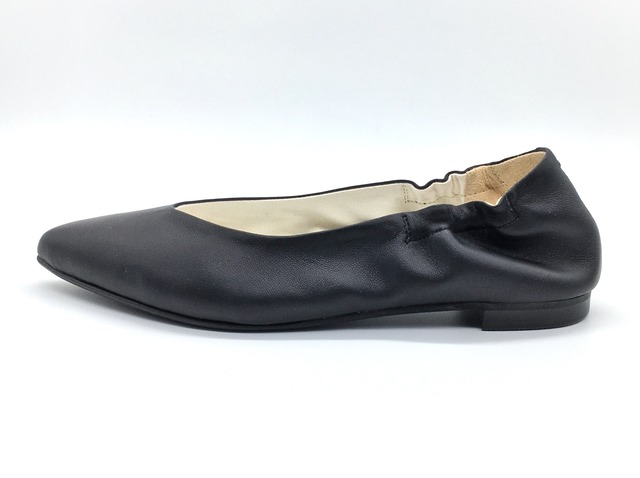 Pointed-plain / Black（150B）