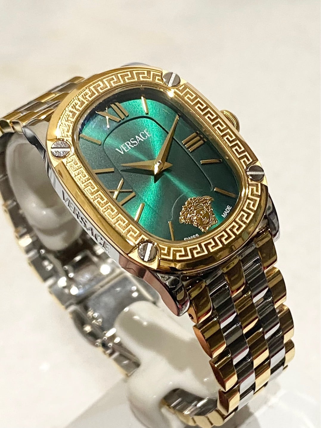 VERSACE ヴェルサーチェ レディース 腕時計 VE1B01225 | TTJセレクト