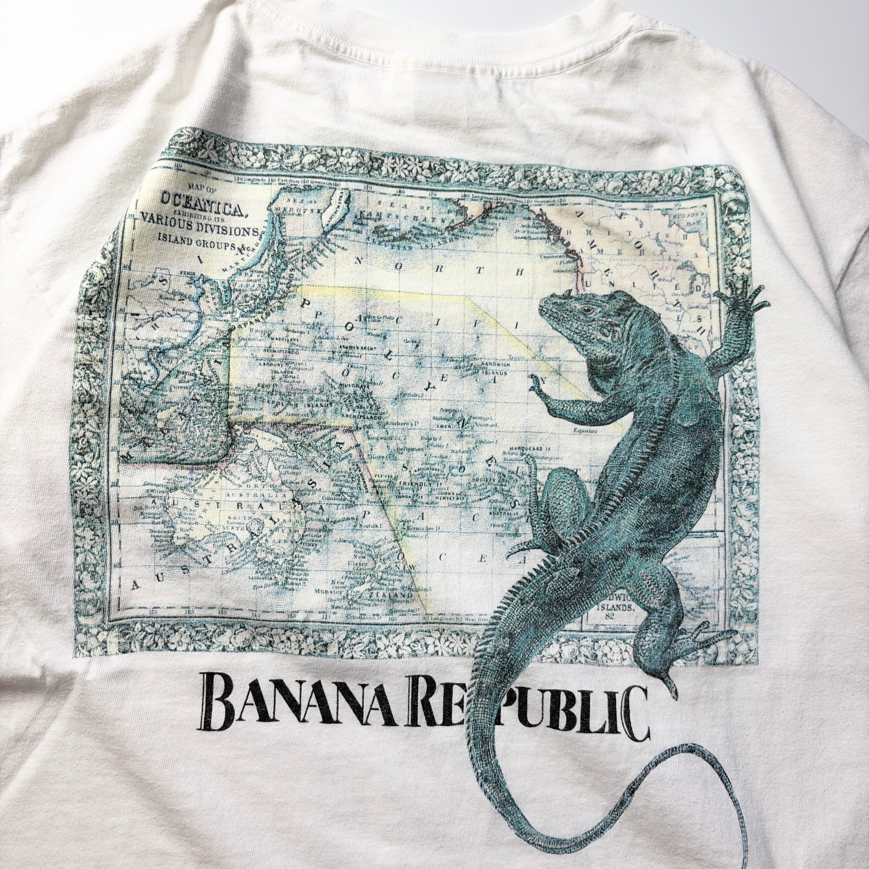 90s Banana Republic Lizard Map Pocket Tee