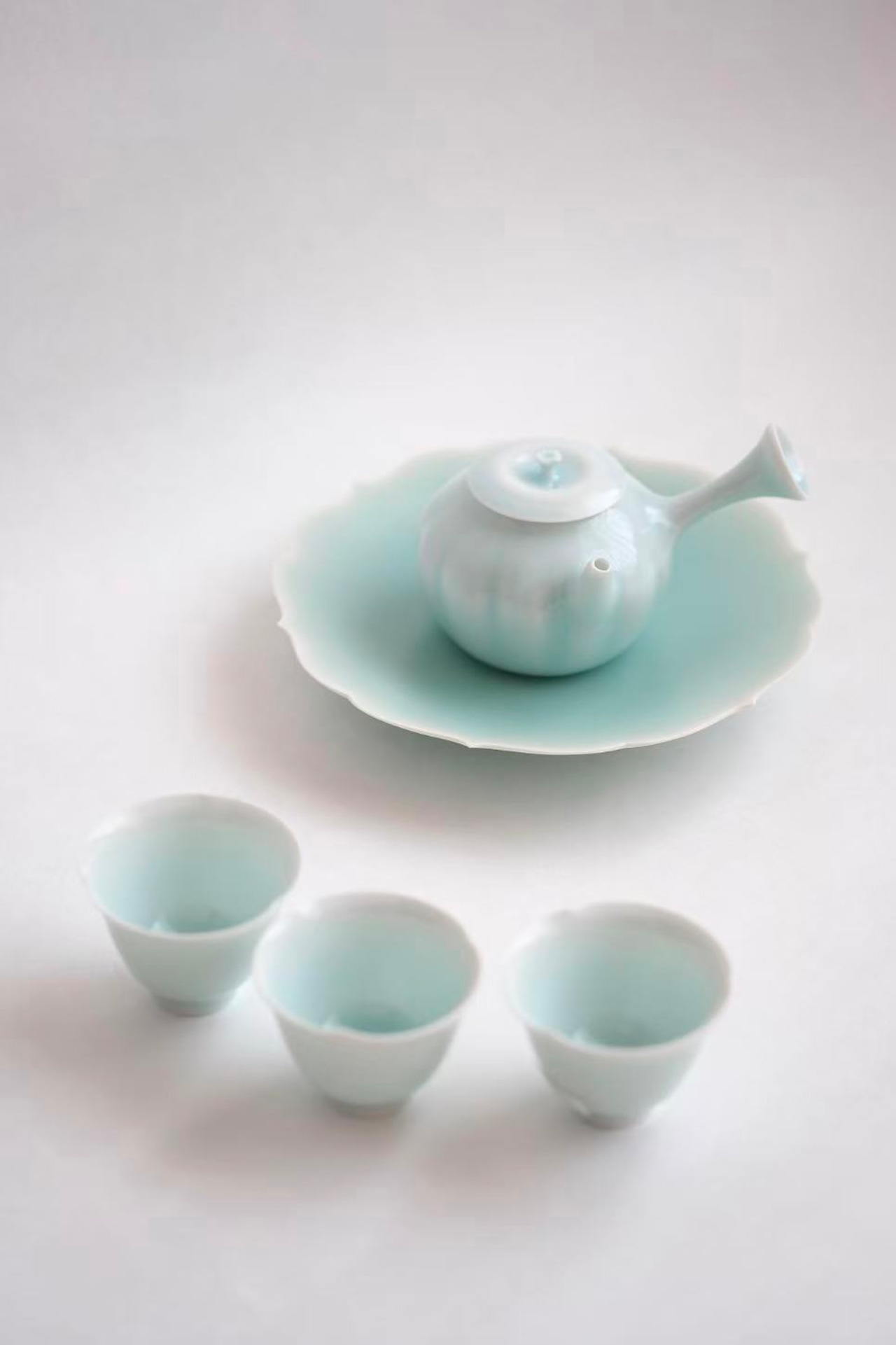 村田匠也 Takuya Murata - 青白磁茶壺 Teapot
