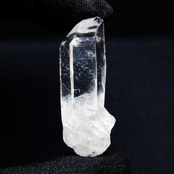 水晶 原石 アーカンソー産 一点物 171-7020