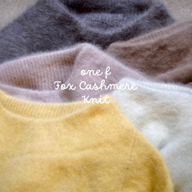 one f   Fox Cashmere Mock Neck Vest　　　