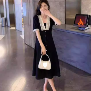 【送料無料】 ドレス夏 ロングドレス ワンピース 衣装 パーティドレス ロング ひざ丈 ミモレ 袖あり 半袖 Vネック Aライン フレア レース 薄手生地 エレガント 可愛い 大人可愛い きれいめ シンプル カジュアル シック コンサバ 華やか 大人 上品 おしゃれ お洒落 レトロ 主役級 こなれ感 高級感 フェミニン 無地 20代 30代 40代 レディース 女性用 ママ デート お出かけ 女子会 お呼ばれ 休日 お茶会 授業参観 結婚式 二次会 パーティ 演奏会 ファッション ボタン 着痩せ