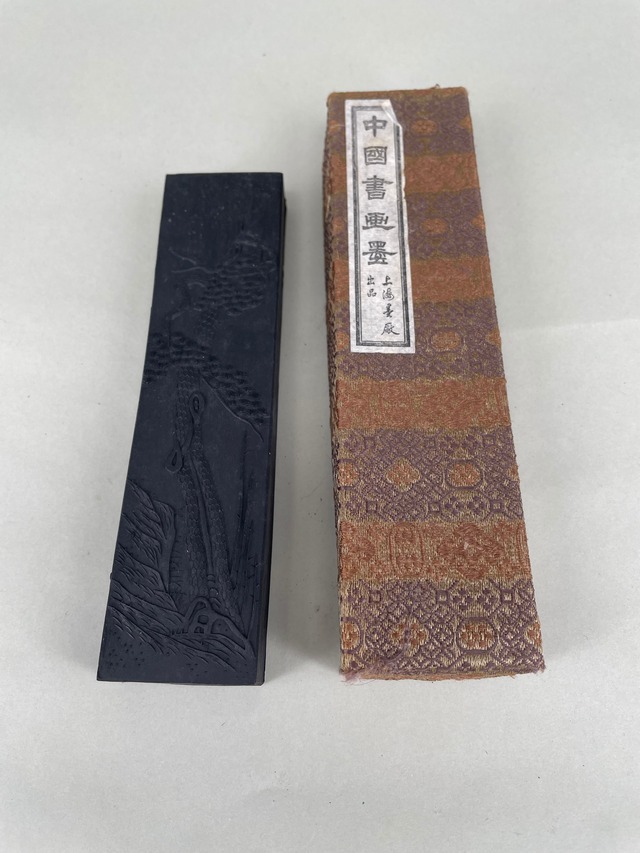 黄山 松煙墨   未使用　箱入り