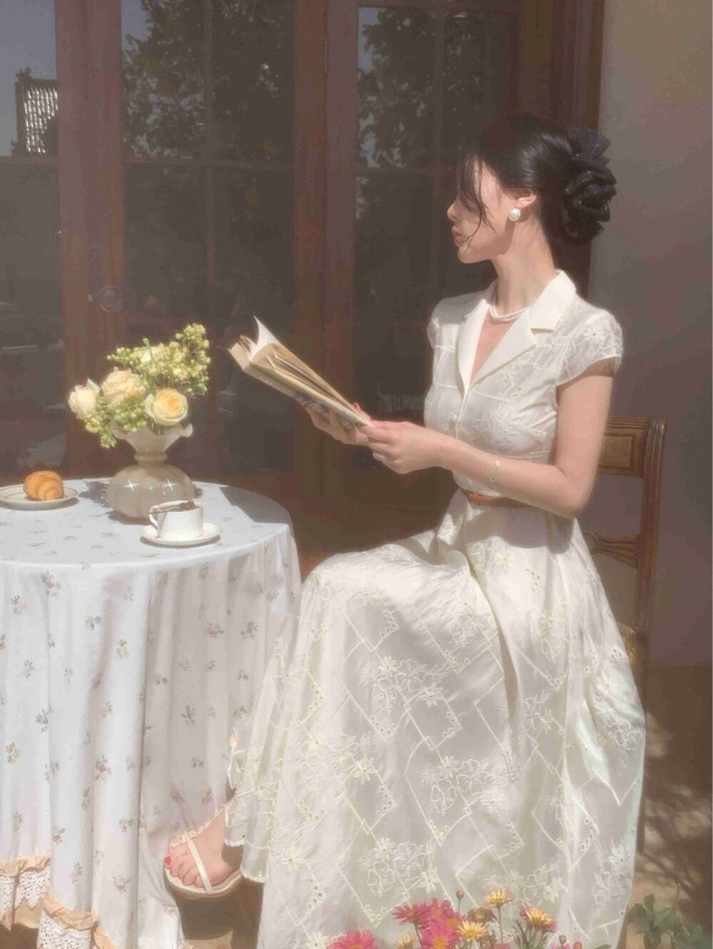 アイボリーフラワーディテールロングワンピース