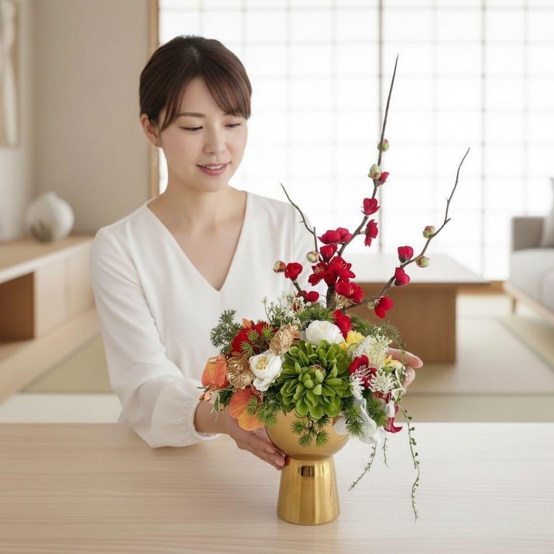 迎春の光彩》金彩モダン和アレンジメント – 梅と牡丹が華やぐ新年の祝