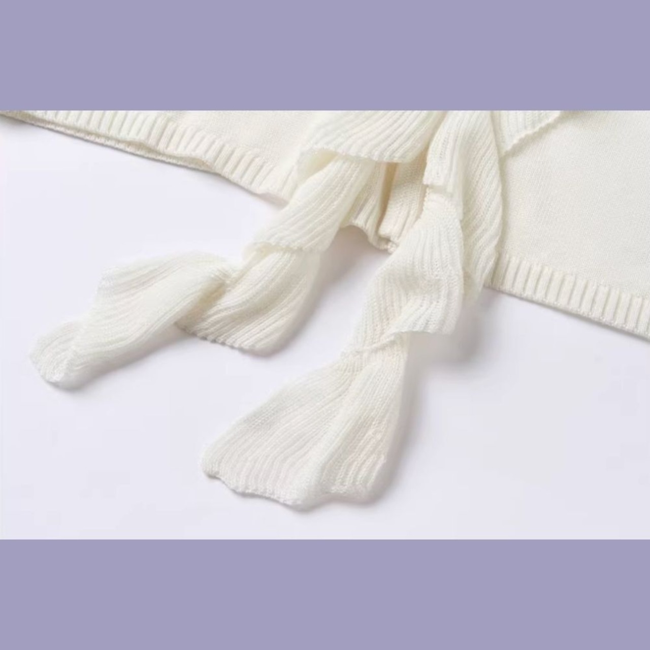 ひし形に遊ぶ猫たちのフリルリボンニットカーディガン E00647