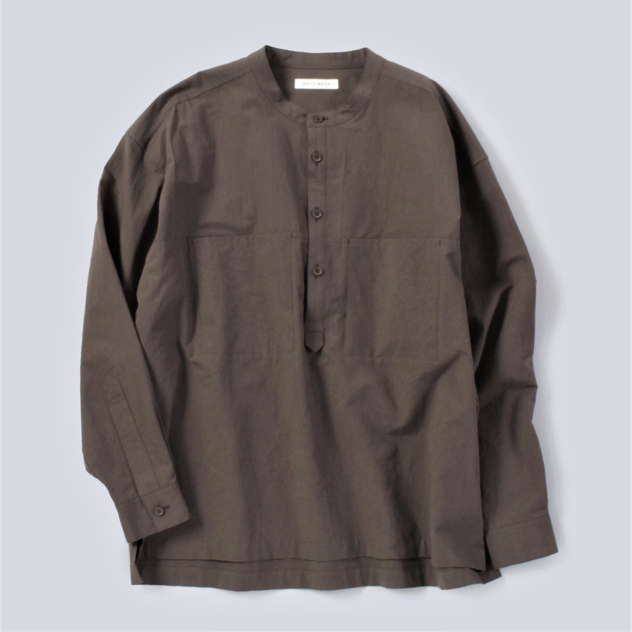 white mailsホワイトメイルズ COTTON PAPER WASHED POPLIN BAND COLLAR PULLOVER SHIRTポプリン バンドカラー プルオーバーシャツ新品【3(メンズL)】【MSHA72815】