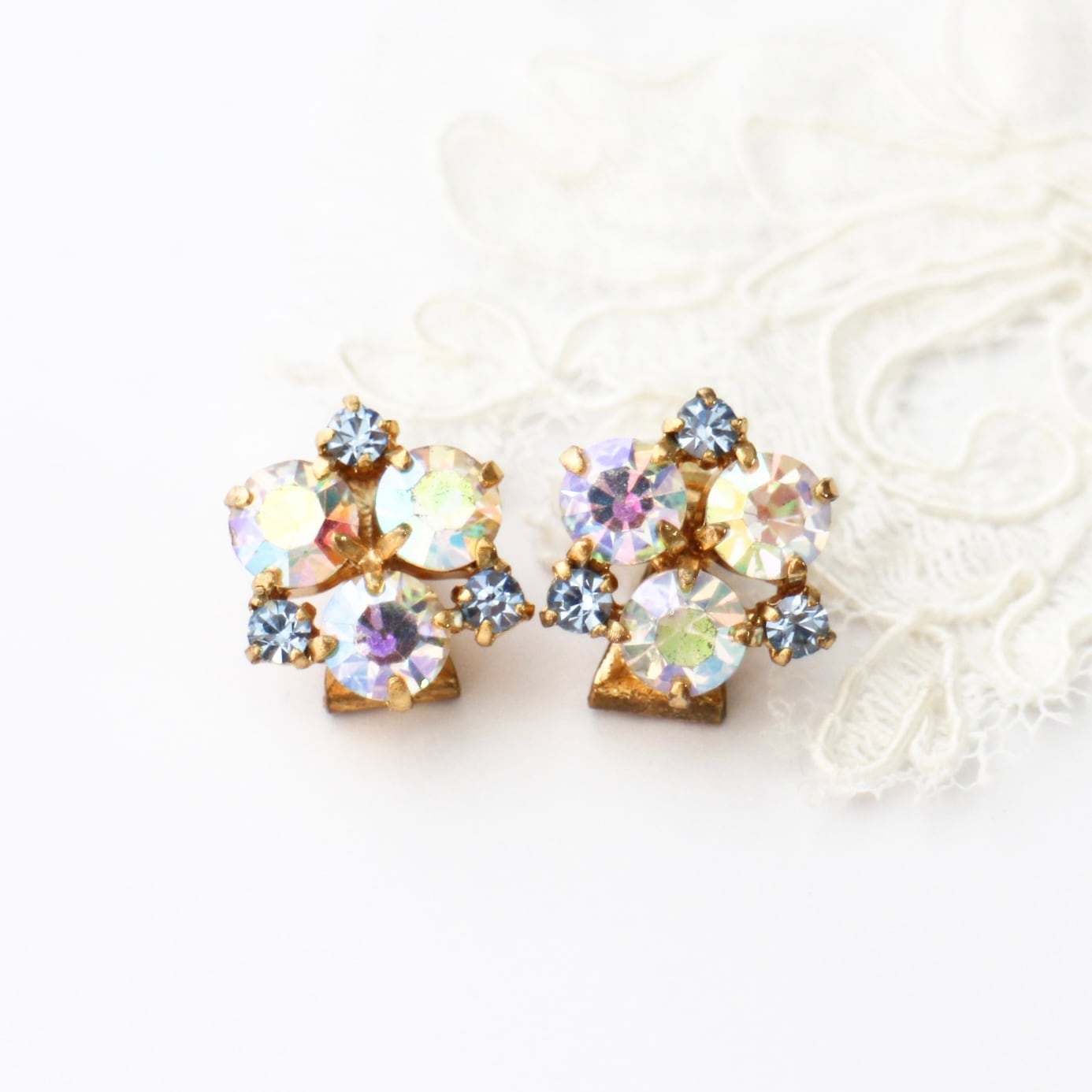 チ*)様 遺品整理•生前整理　国内外 アンティーク　ヴィンテージ　アクセサリー 掘出し物を見つけたい！プロに聞く、ヴィンテージアクセサリーの選び方