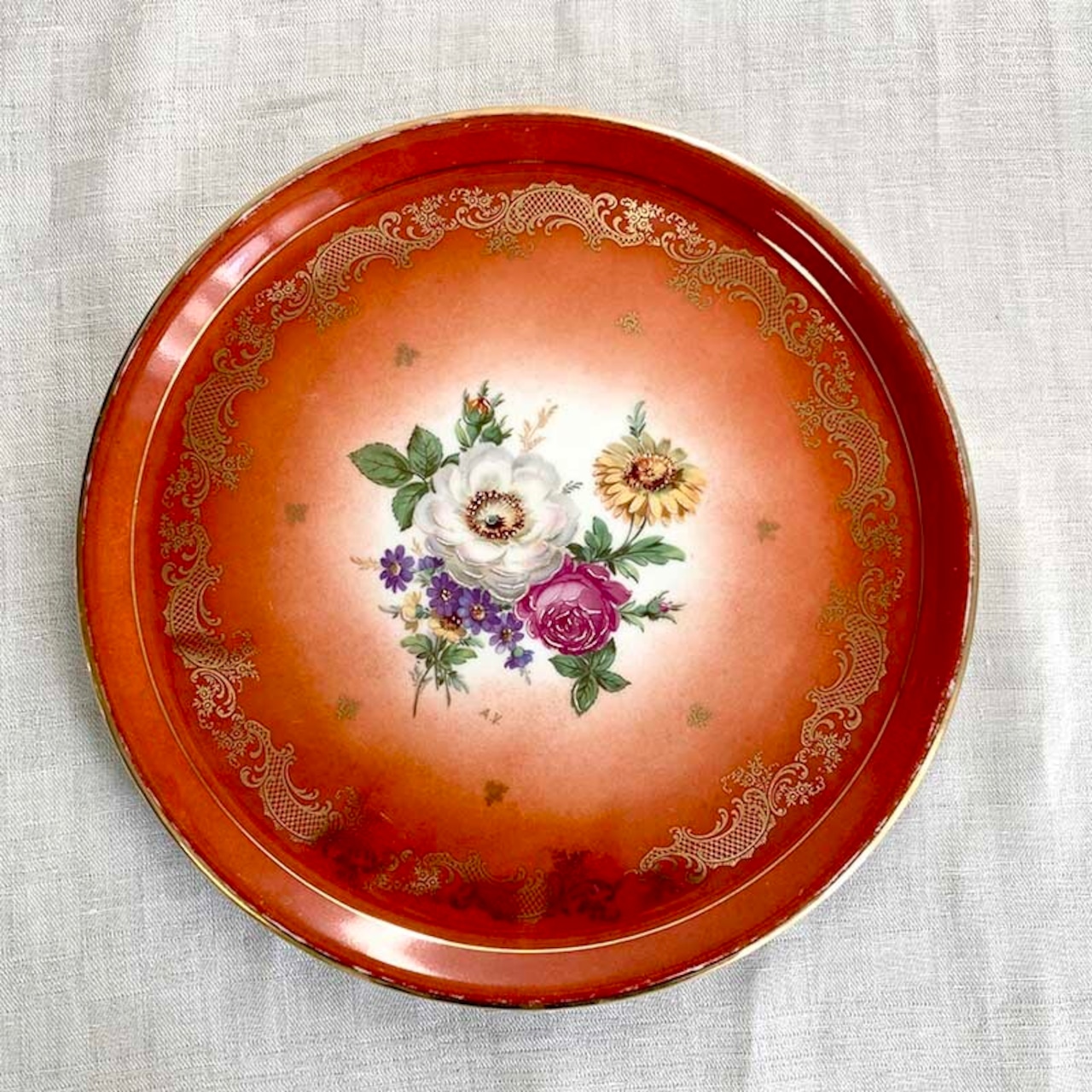 リモージュ 大型ケーキ皿 Limoges 赤い大きな皿　ブーケ柄に金彩 12TWcr5