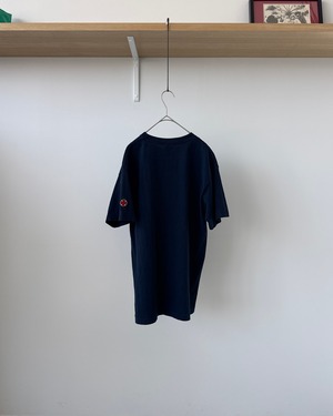 -INDEPENDENT-Vintage 00s Old English t-shirt