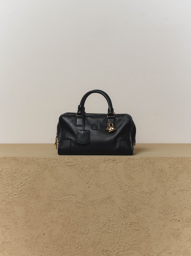 LOEWE ロエベ ダークネイビー ラビットチャーム アマソナ28