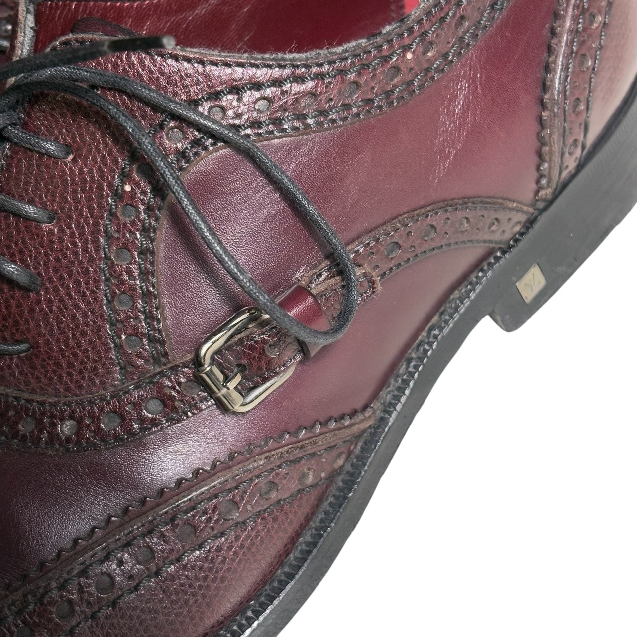 LOUIS VUITTON belt design wingtip shoes
