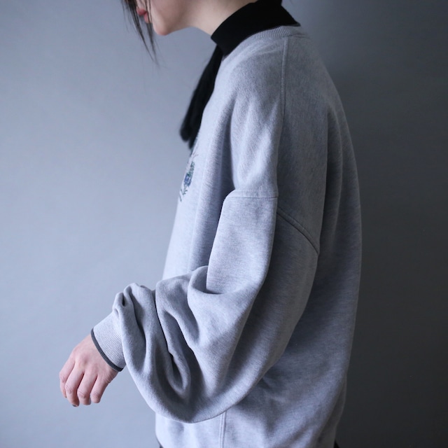"刺繍×狼" one point design loose wide silhouette sweatshirt