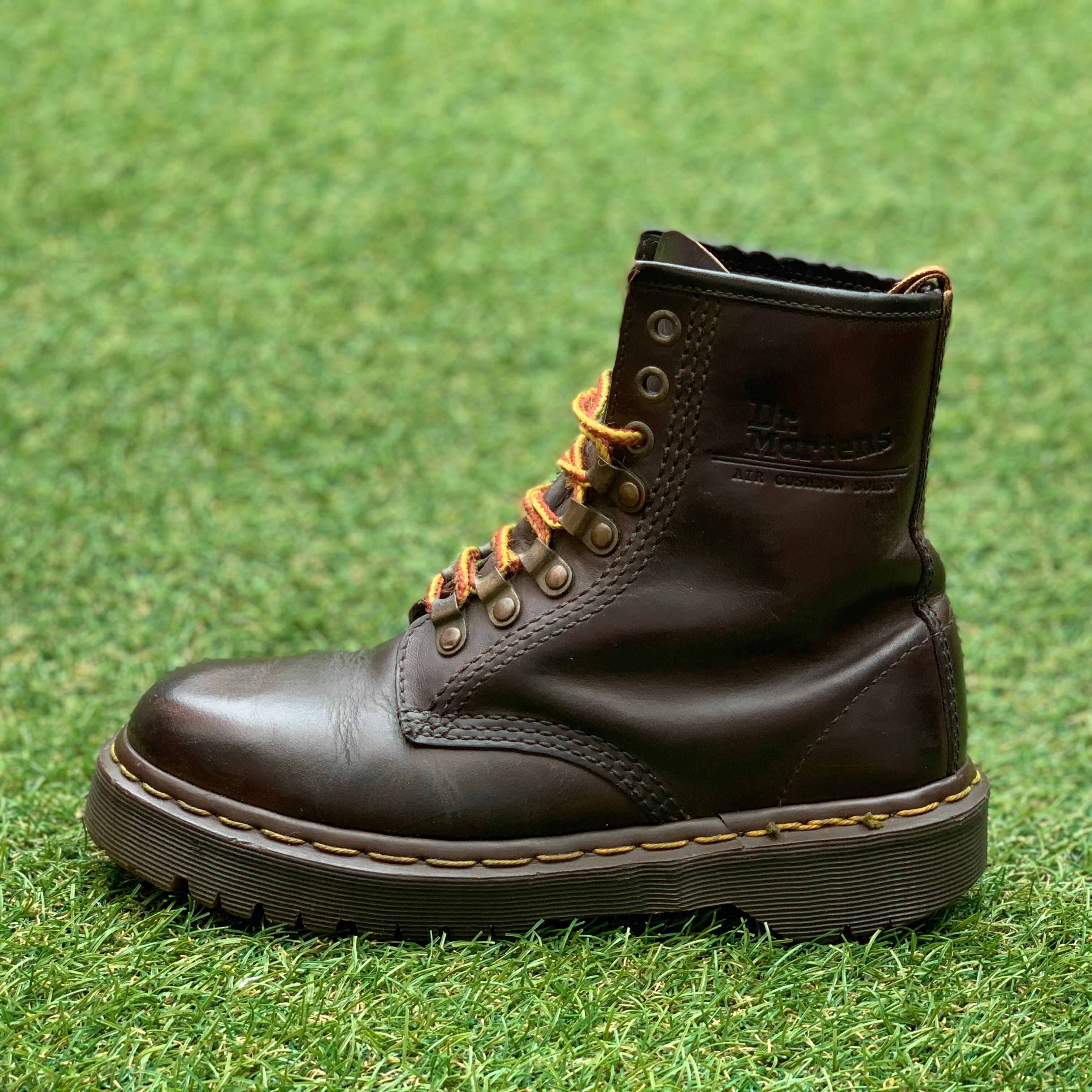 イングランド製! Dr.Martens ドクターマーチン 8ホールブーツ イングランド製! Dr.Martens ドクターマーチン 8ホールブーツ