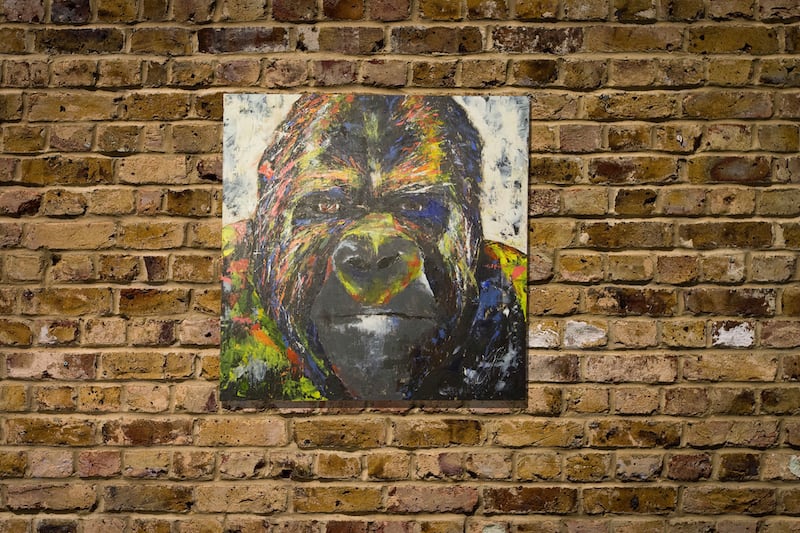 ゴリラ　原画　動物画　絵画　アクリル画　現代アート　細密画　一点物 Gorilla / ゴリラの現代アート作品 絵画販売 | TOMOYA GALLERY STORE