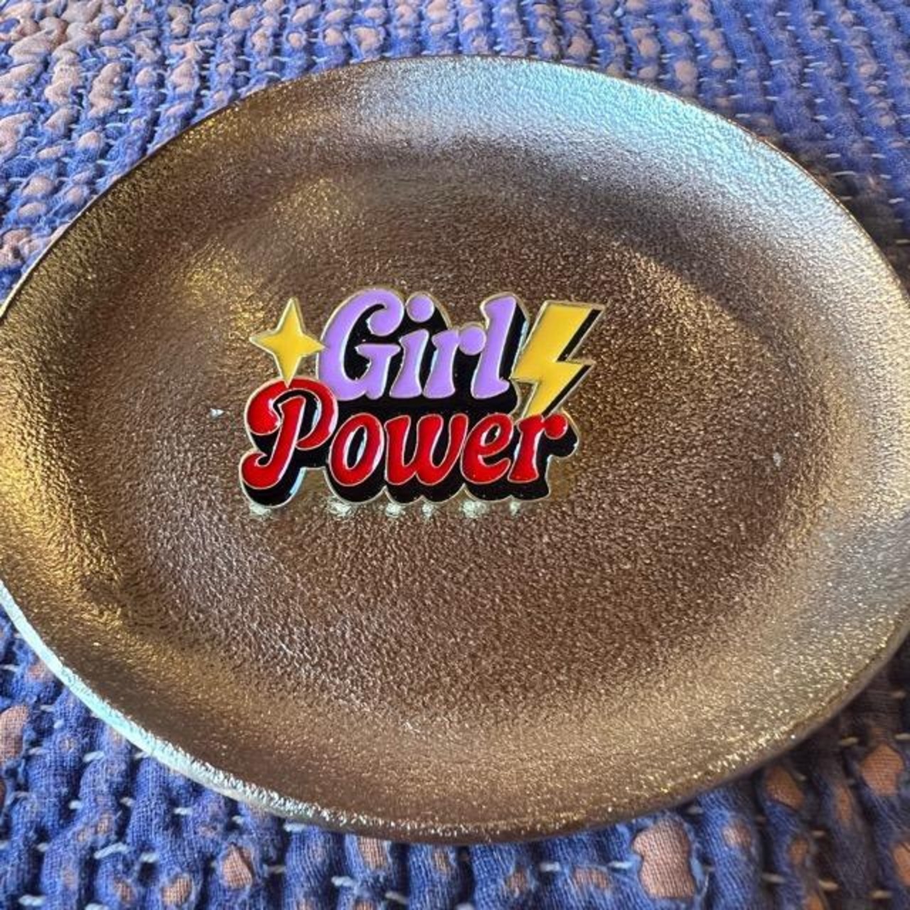 TOPANGA Jewelry　pin brooch　Girl Power　ピンブローチ　ガールパワー　プレゼント　ギフト　