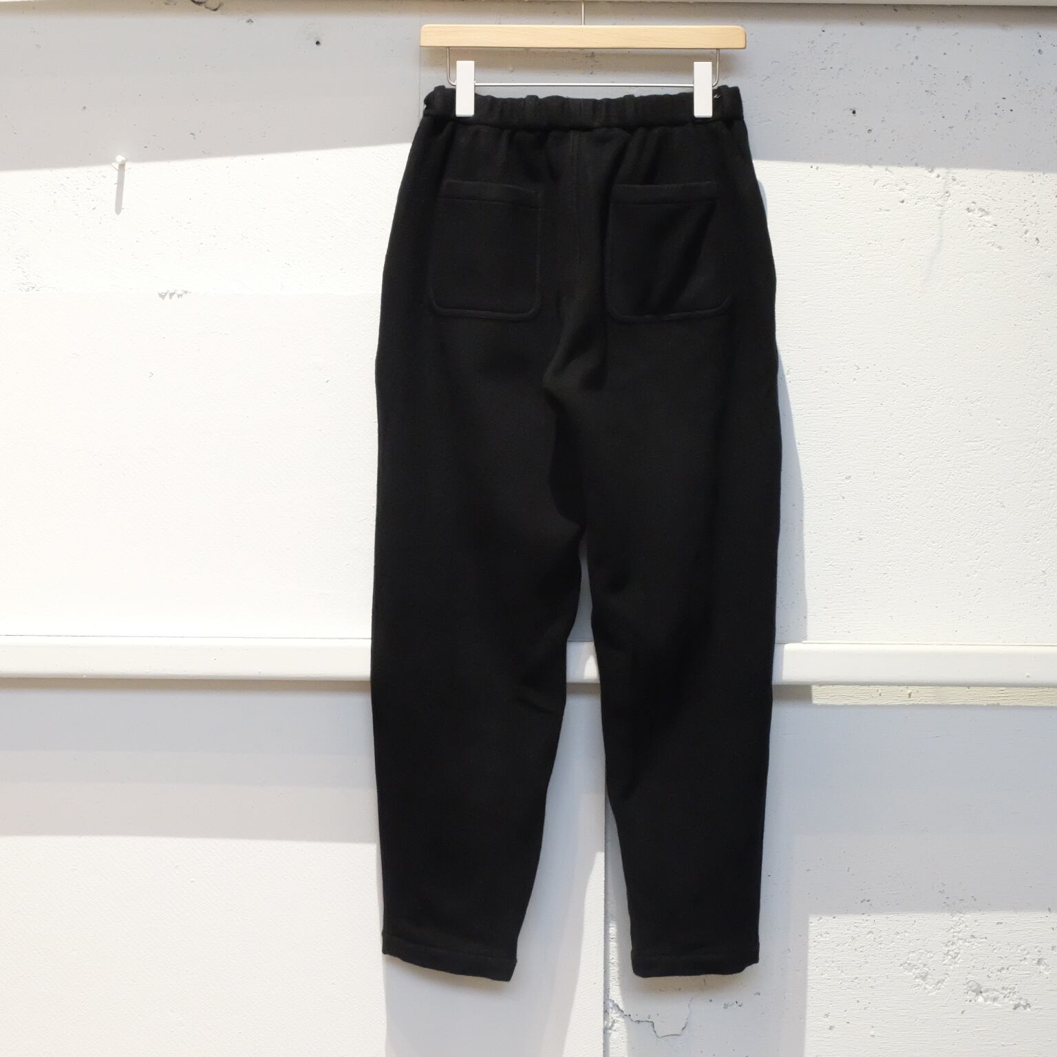 MITTAN＜ミッタン＞ストレートウールブランケットパンツ | Inhigh