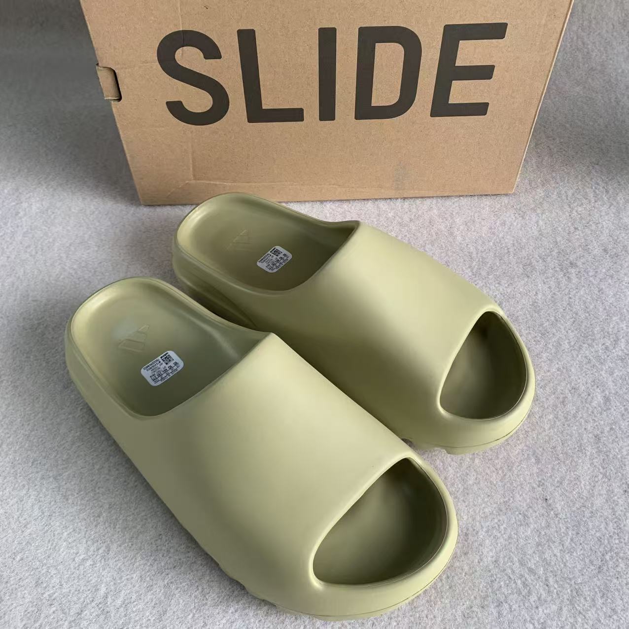 adidas Yeezy Slide 