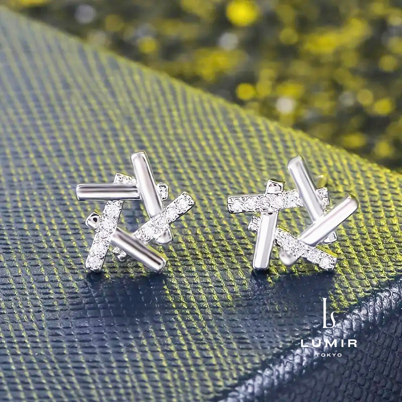 アシンメトリーラインピアス