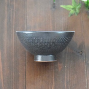 ＜めし碗・大＞ 人気のとびがんな｜大人の黒鉄釉