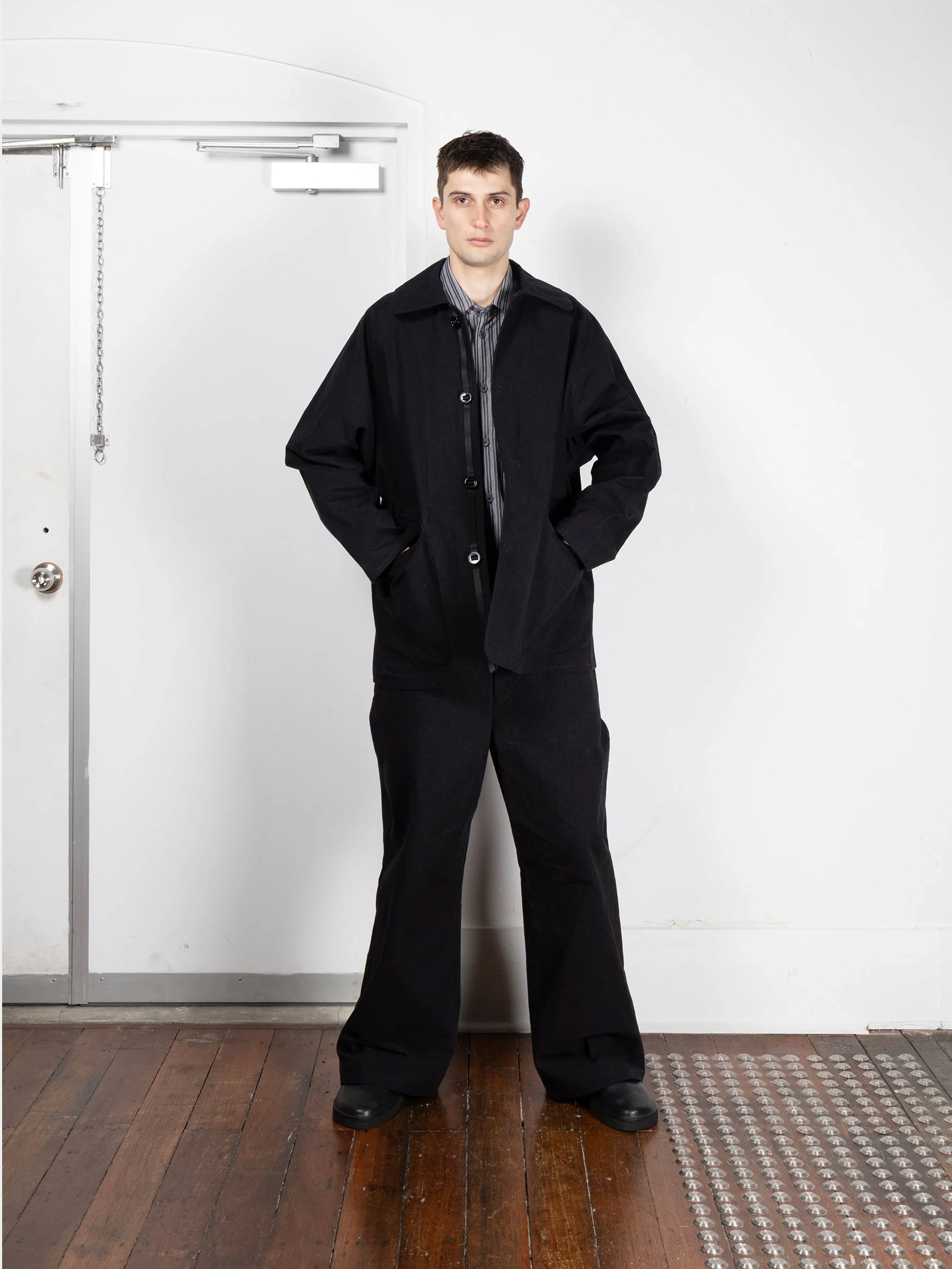 MAN-TLE Soft Shirt Black Wax R20S3 | BEST PACKING STORE