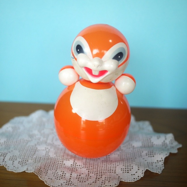 ローリーポーリー オレンジのうさぎ ロシア