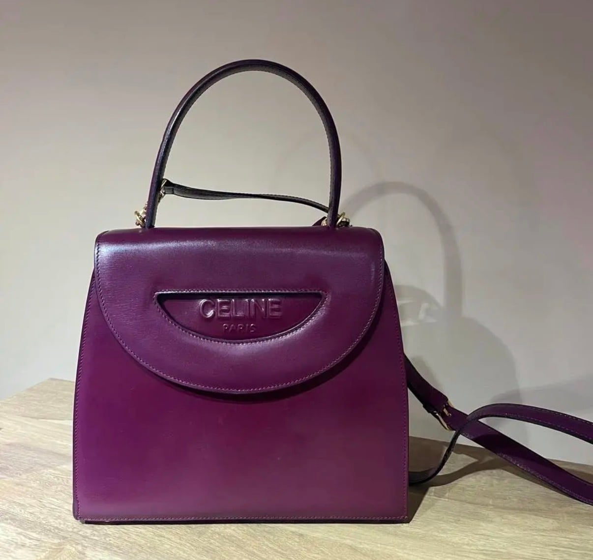 CELINE】2179 セリーヌエンボスロゴ 本革レザー 2WAY ハンドバッグ