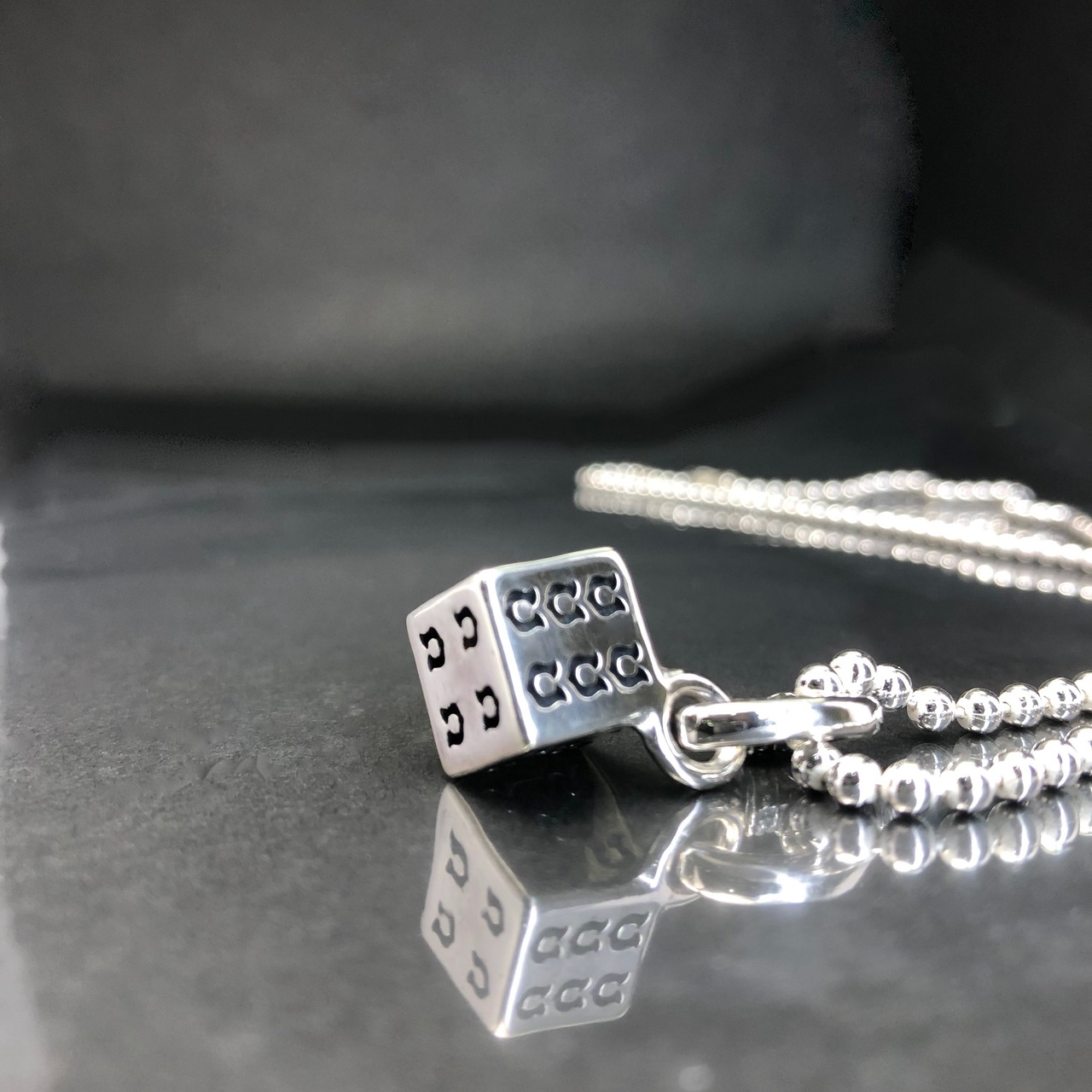 DICE : HORSESHOE BALL CHAIN NECKLACE / ホースシューダイス ボールチェーンネックレス