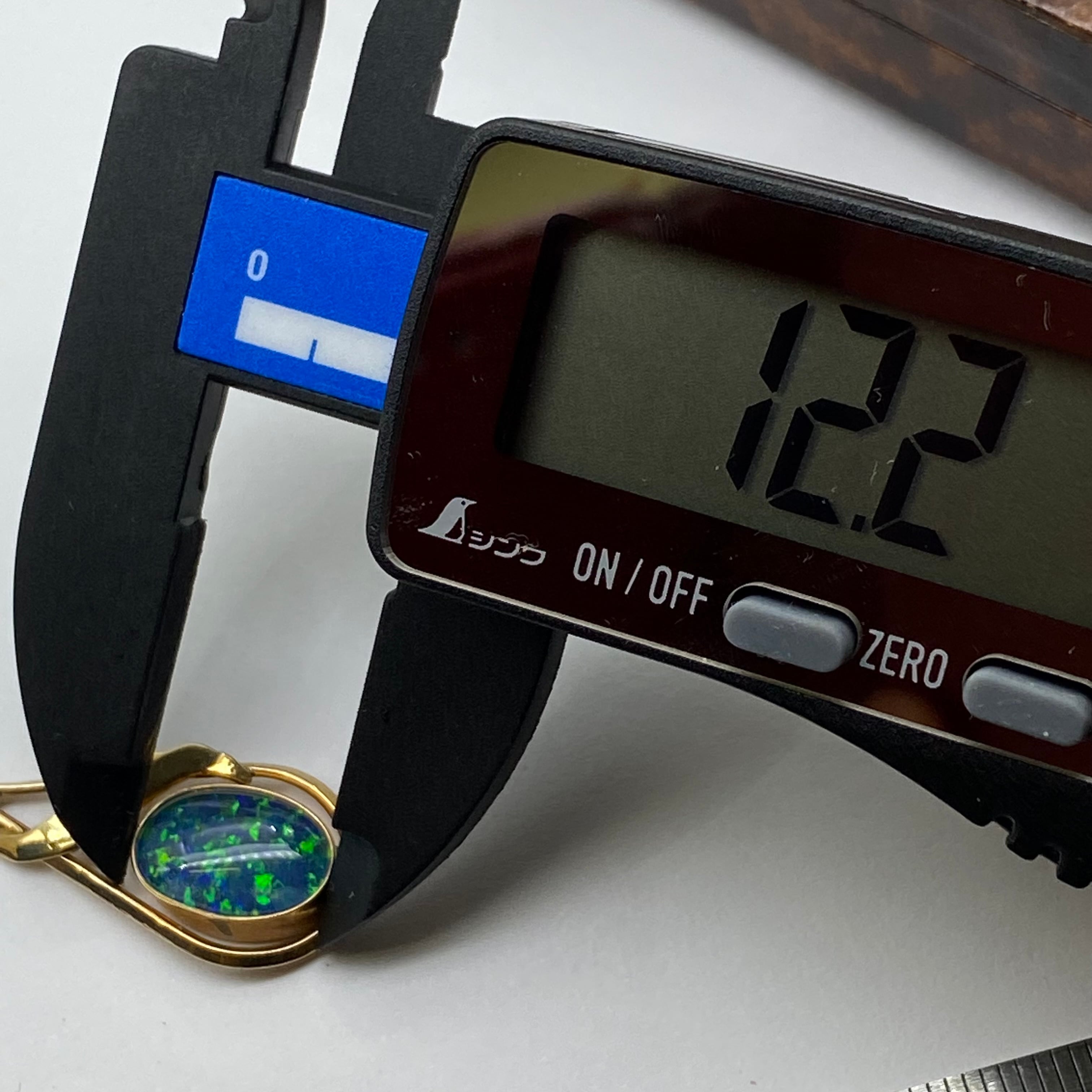 イギリス ヴィンテージ オパールダブレット ペンダント トップ