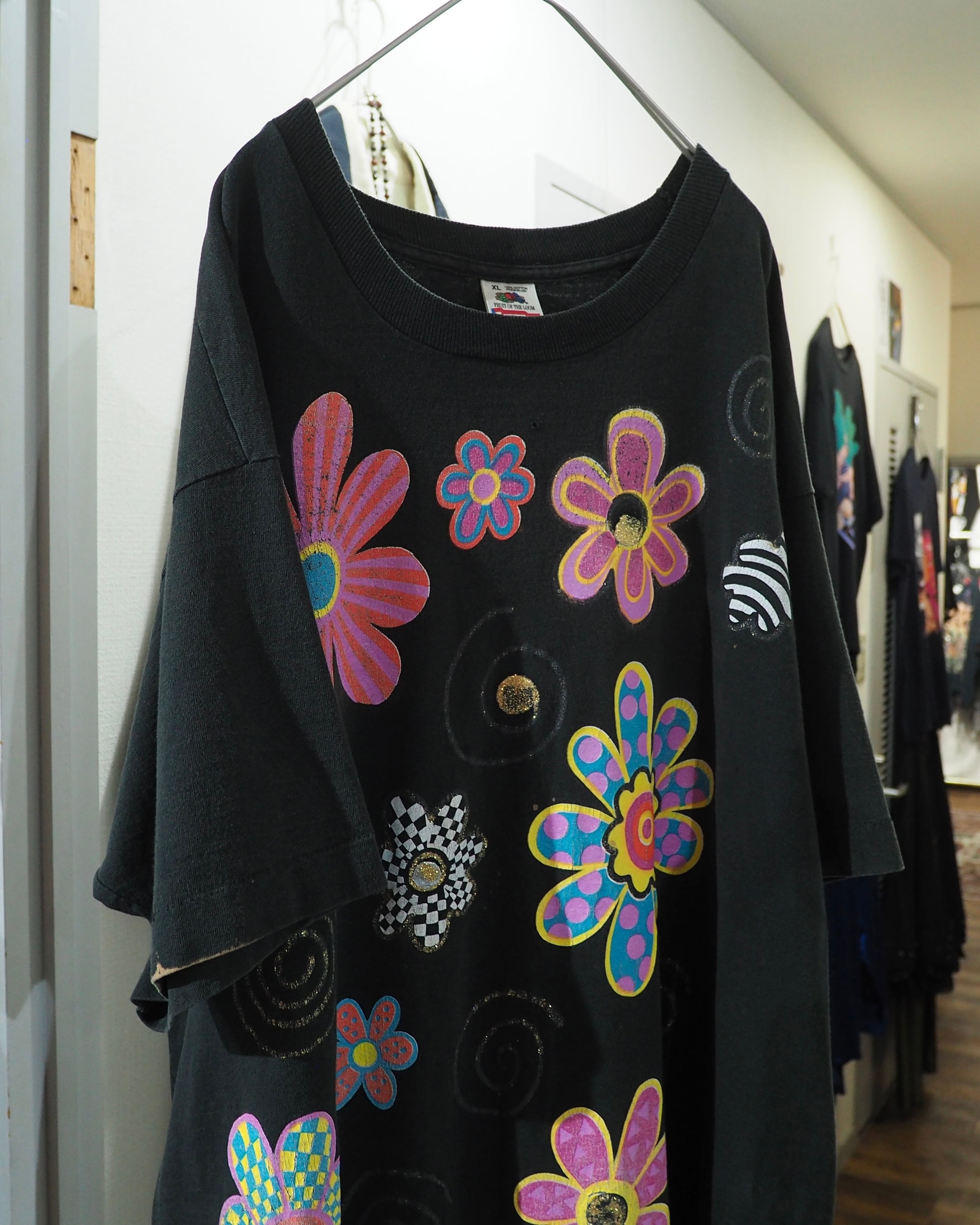 1990s " Special ‐ Made in USA " Colorful Flower Hand Painted vintage loose SS Tee