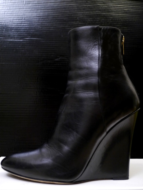 美品13万◆JIMMY CHOO ジミーチュウ ウェッジソールインヒール レザー ショート ブーツ ブーティ 黒37◆ 合わせやすい秋冬の主役アイテム♪