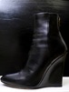 美品13万◆JIMMY CHOO ジミーチュウ ウェッジソールインヒール レザー ショート ブーツ ブーティ 黒37◆ 合わせやすい秋冬の主役アイテム♪